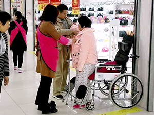 服务为本，顾客至上 ——衣博汇云梦店热忱服务引赞誉