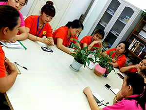 衣博汇绵阳店召开成长分享会
